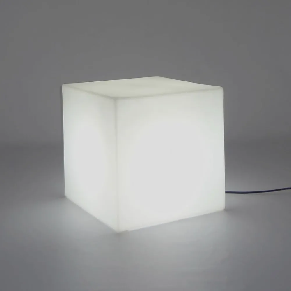 Newgarden Dekorationsbelysning|Terrassebelysning > Cuby LED dekorationslampe med kabel, 40x40cm