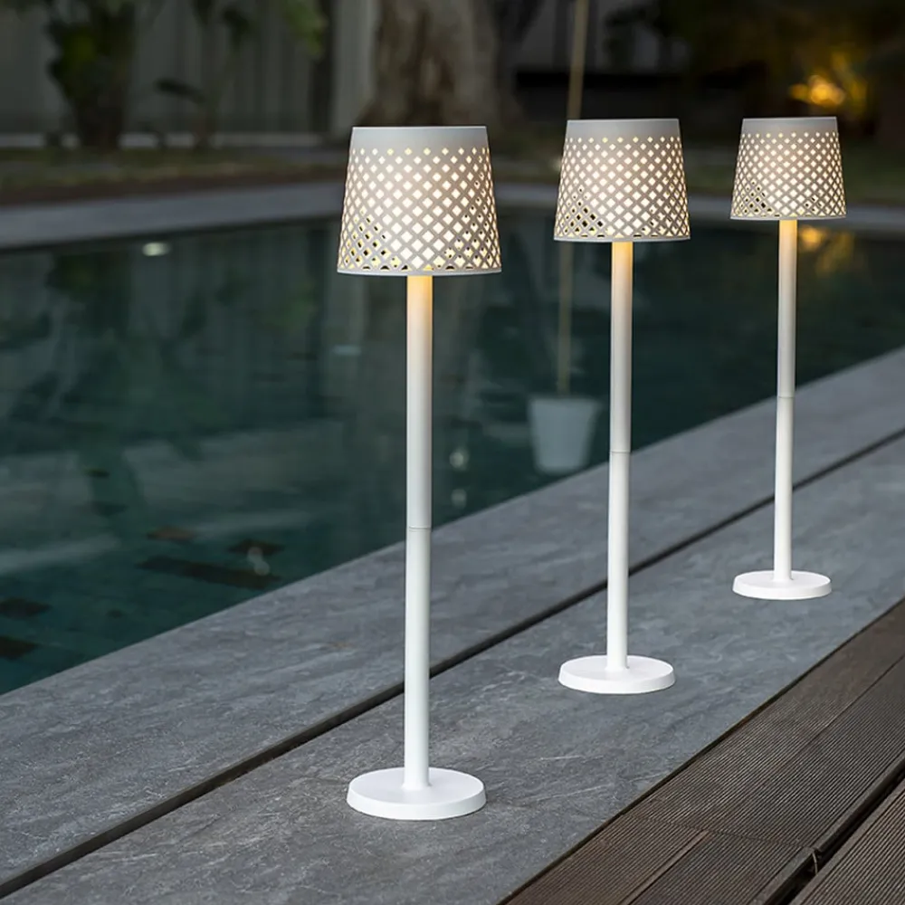 Newgarden Solcellelamper > Greta LED-solcellelampe, hvid