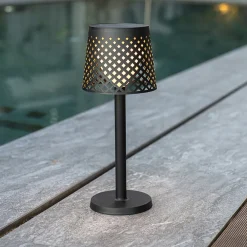 Newgarden Solcellelamper > Greta LED-solcellelampe, sort