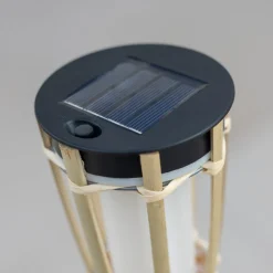 Dekorationsbelysning|Solcellelamper ^ Newgarden Hiama LED solcelle-havelampe lavet af bambus