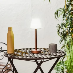 Newgarden Dekorationsbelysning|Terrassebelysning > Lola Slim LED-bordlampe batteri rosaguld