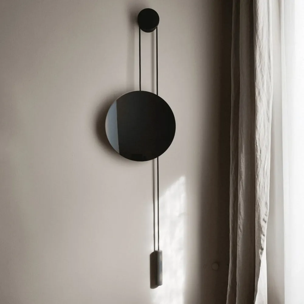 New Works Møbel Og Interiør > spejl Rise and Shine, sort, Ø 45 cm, glas