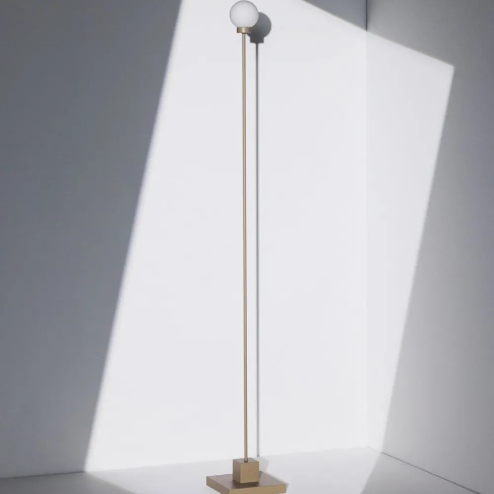 Northern Gulvlamper > LED-gulvlampe Snowball, gråbeige, 2.700 K
