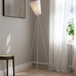 Northern Gulvlamper|Gulvlamper > Oslo Wood gulvlampe hvid/hvid
