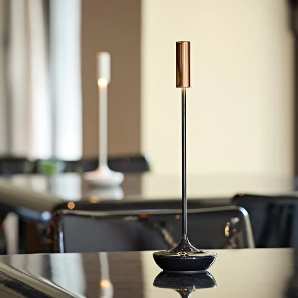 Sigor Dekorationsbelysning|Terrassebelysning > Nucandle LED genopladelig bordlampe, sort/kobber, IP54, dæmpbar