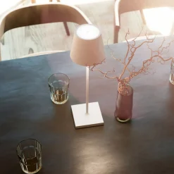 Terrassebelysning|Bordlamper ^ Sigor Nuindie LED genopladelig bordlampe, USB-C, hvid, IP54, dæmpbar