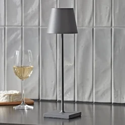 Sigor Dekorationsbelysning|Terrassebelysning > Nuindie LED genopladelig bordlampe, USB-C, grafit, IP54, dæmpbar
