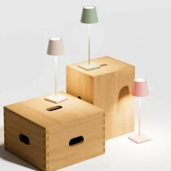 Dekorationsbelysning|Terrassebelysning ^ Sigor Nuindie LED genopladelig bordlampe, USB-C, salviegrøn, IP54, dæmpbar