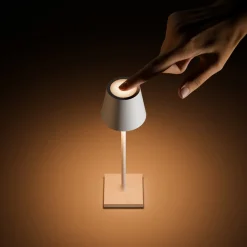 Sigor Dekorationsbelysning|Terrassebelysning > Nuindie pocket LED genopladelig bordlampe, sort, IP54, dæmpbar