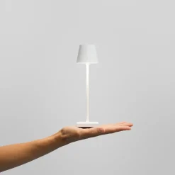 Sigor Dekorationsbelysning|Terrassebelysning > Nuindie pocket LED genopladelig bordlampe, hvid, IP54, dæmpbar