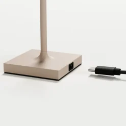 Sigor Dekorationsbelysning|Terrassebelysning > Nuindie pocket LED genopladelig bordlampe, beige, IP54, dæmpbar