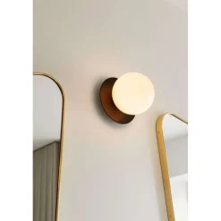 Nuura Aps Væg- Og Spejllamper|Væglamper > Nuura væglampe Liila 1, IP44, Ø 16,5 cm, bronze/opal