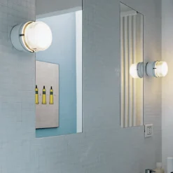 Oluce Væg- Og Spejllamper > Fresnel - Væglampe med glaslinse IP44, grå