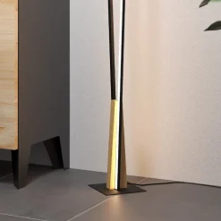 EGLO Gulvlamper|Gulvlamper > Panagria LED-gulvlampe, sort med trædetaljer