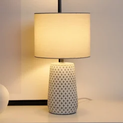 Pauleen Bordlamper > Pretty Purity bordlampe med betonfod