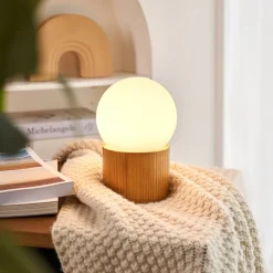 Pauleen Bordlamper > Woody Shine bordlampe, træfod, glaskugle