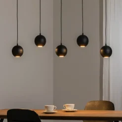 Pendellamper|Pendellamper ^ HELAM Pendellampe Midnight helt i sort 5 lyskilder