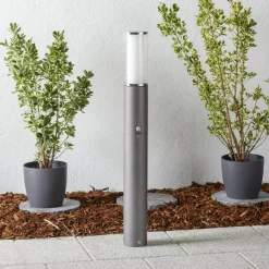 Gadebelysning ^ Albert Leuchten Perfekt Elvio pullertlampe med sensor