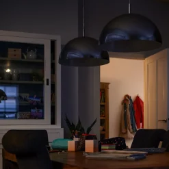 Led Pærer ^ Philips E27 LED-pære, dag/nat-sensor 7,5 W 2.700 K