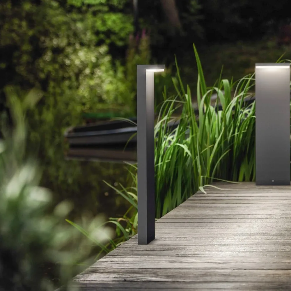 Philips Gadebelysning > LED-stibelysning Bustan UE, 2.700 K