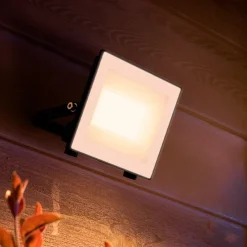 Philips Udendørs Spot > udendørs LED-spot Lois UE flood, 14 W, 3.000 K, IP65