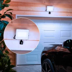 Udendørs Spot ^ Philips udendørs LED-spot Lois UE Sensor, 24 W, 5.000 K IP65