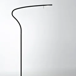 Prandina Arbejdsrum/Kontor|Gulvlamper > Paraph F3 dimm LED-gulvlampe, sort