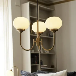 PR Home Lysekroner > lysekrone Elsy messingfarvet glas creme 3 lyskilder