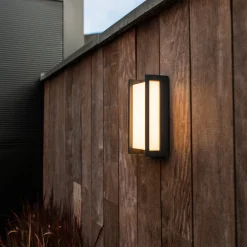 Væglamper ^ LUTEC connect Qubo udendørs LED-væglampe, RGBW smart styring