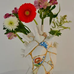 Møbel Og Interiør ^ SELETTI Love in Bloom Kintsugi-vase, farverig, porcelæn, guld