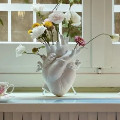 SELETTI Møbel Og Interiør > Love in Bloom-vase, hvid, hjerteformet, porcelæn