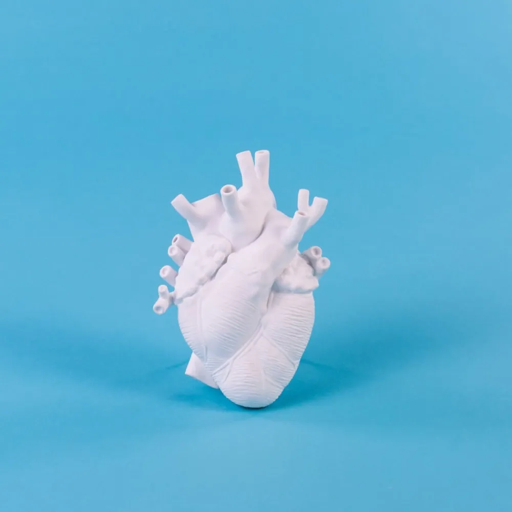 SELETTI Møbel Og Interiør > Love in Bloom-vase, hvid, hjerteformet, porcelæn