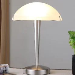 Lindby Bordlamper > Skøn Viola bordlampe i mat nikkel