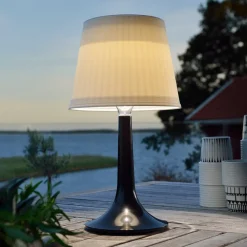 Konstsmide Dekorationsbelysning|Solcellelamper > Soldreven LED bordlampe Assisi Sitra, i sort