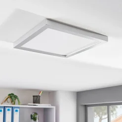 Arcchio Loftlamper > Solvie LED-loftlampe, sølv, kantet, 30 x 30 cm