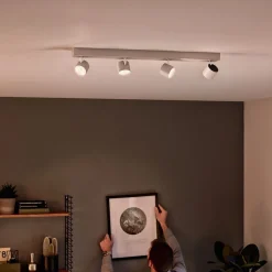 Philips Loftlamper|Loftlamper > Star - LED loftspot i hvid med fire lys, WarmGlow