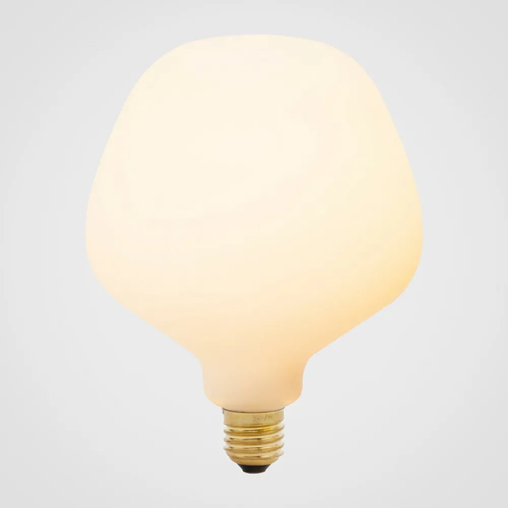 Tala Dæmpbar Led-Pære > LED-pære Enno mat E27 6W 2.700 K 540 lm dæmpbar.