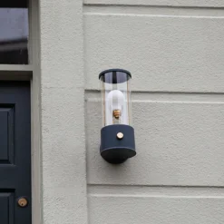 Tala Væg- Og Spejllamper > LED-væglampe Muse Portable, IP44, sort, dæmpbar