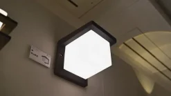 EGLO Væglamper > Terningeformet LED-udendørsvæglampe Desella