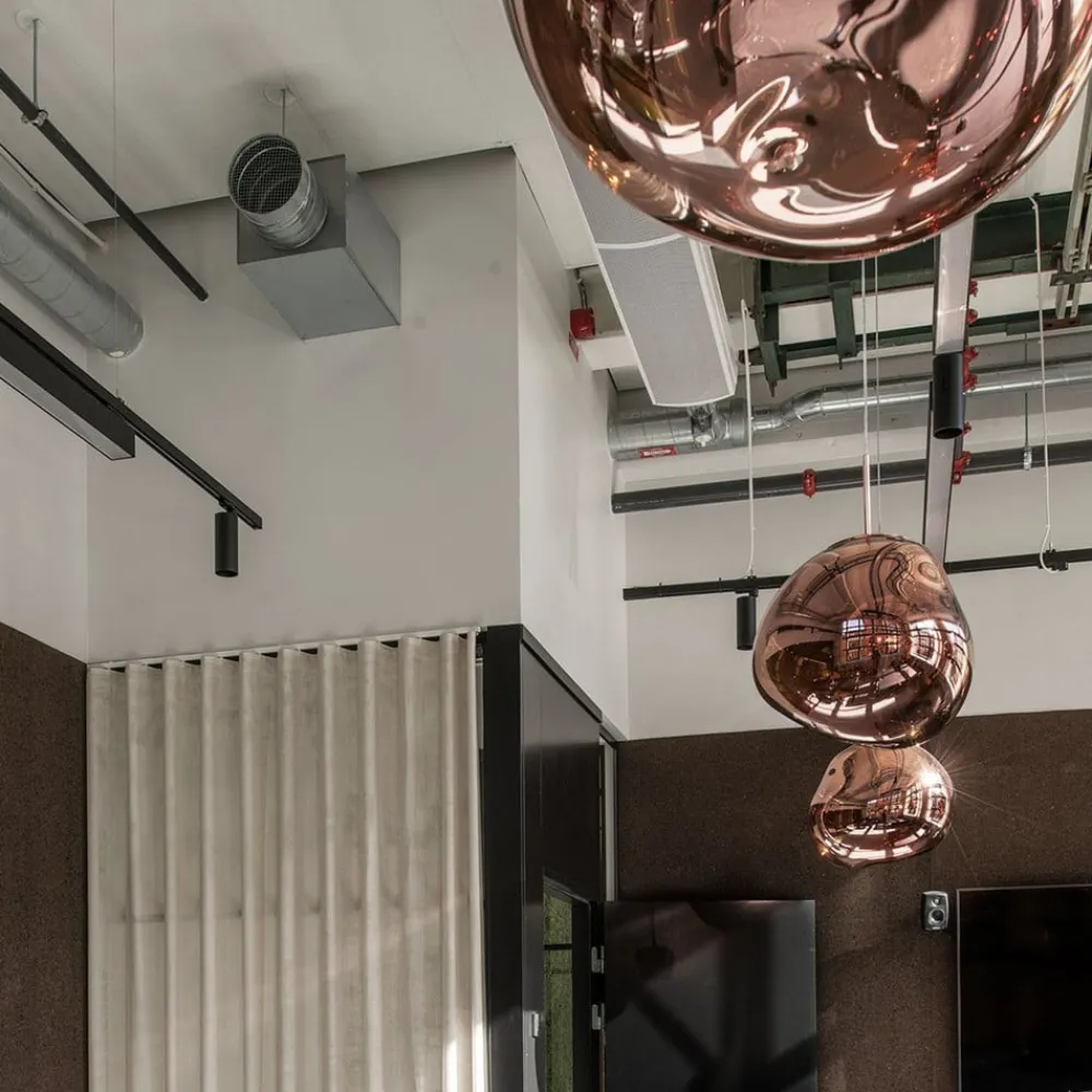 Tom Dixon Pendellamper > LED-hængelampe Melt, Ø 50 cm, kobber, plast