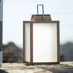Les Jardins Solcellelamper > Tradition teak LED-solcellelanterne Højde 40 cm