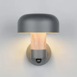 Væglampe Med Sensor ^ Trio Lighting Udendørs væglampe Fraser Sensor, grå/trælook, aluminium IP54 E27