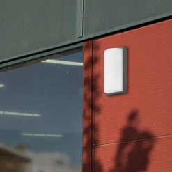 Væglampe Med Sensor ^ LCD 039 udendørs væglampe med bevægelsessensor, grafit