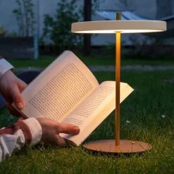 Pendellamper|Bordlamper ^ UMAGE LED-bordlampe Asteria Move perlehvid/messing 31cm