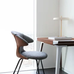 Arbejdsrum/Kontor|Bordlamper ^ UMAGE LED-bordlampe Asteria Table, USB, perlehvid/messing