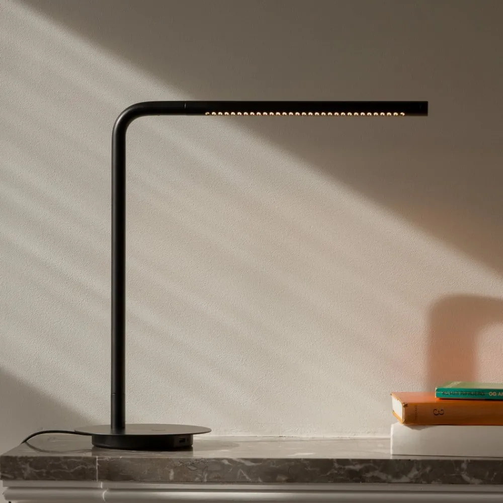 UMAGE Arbejdsrum/Kontor > LED-bordlampe Omni, sort Højde 46 cm Metal drejelig