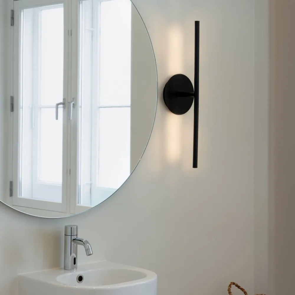 Væglamper ^ UMAGE LED-væglampe Omni, sort, bredde 54 cm, 2 lyskilder