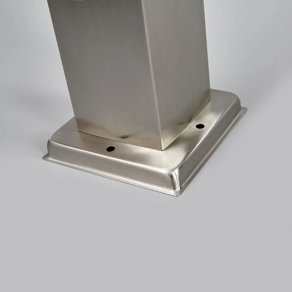 G & L Handels GmbH Gadebelysning > Vejlampe 400166, stål med 2 stikkontakter