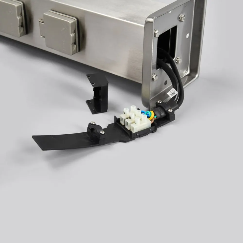 G & L Handels GmbH Gadebelysning > Vejlampe 400166, stål med 2 stikkontakter