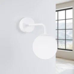 SOLLUX LIGHTING Væglamper > Væglampe Astral, hvid, udspring 22 cm, stål/glas